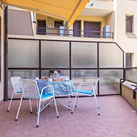 Apartment House Samantha Maggiore Laveno-Mombello