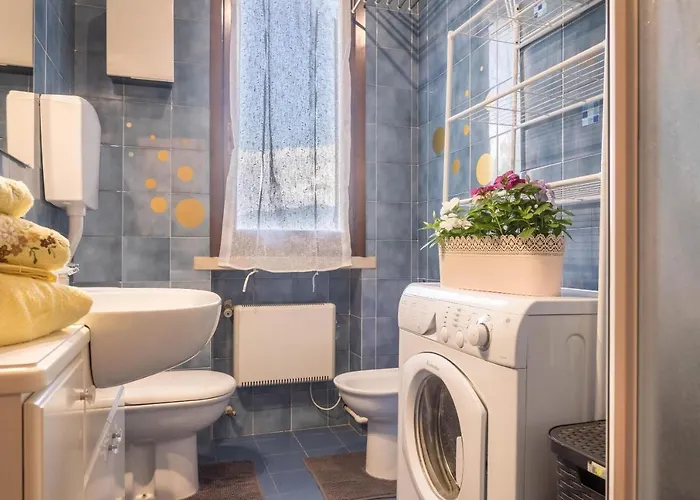 House Samantha Maggiore *