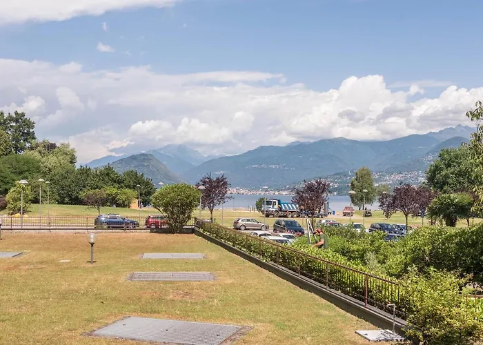 House Samantha Maggiore * Laveno-Mombello